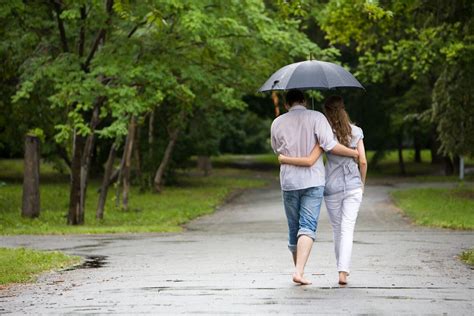 欧洲下雨怎麼玩?雨中漫步的浪漫與挑戰